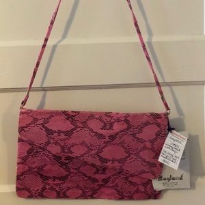 1980’s Vintage pink faux snakeskin clutch lNew